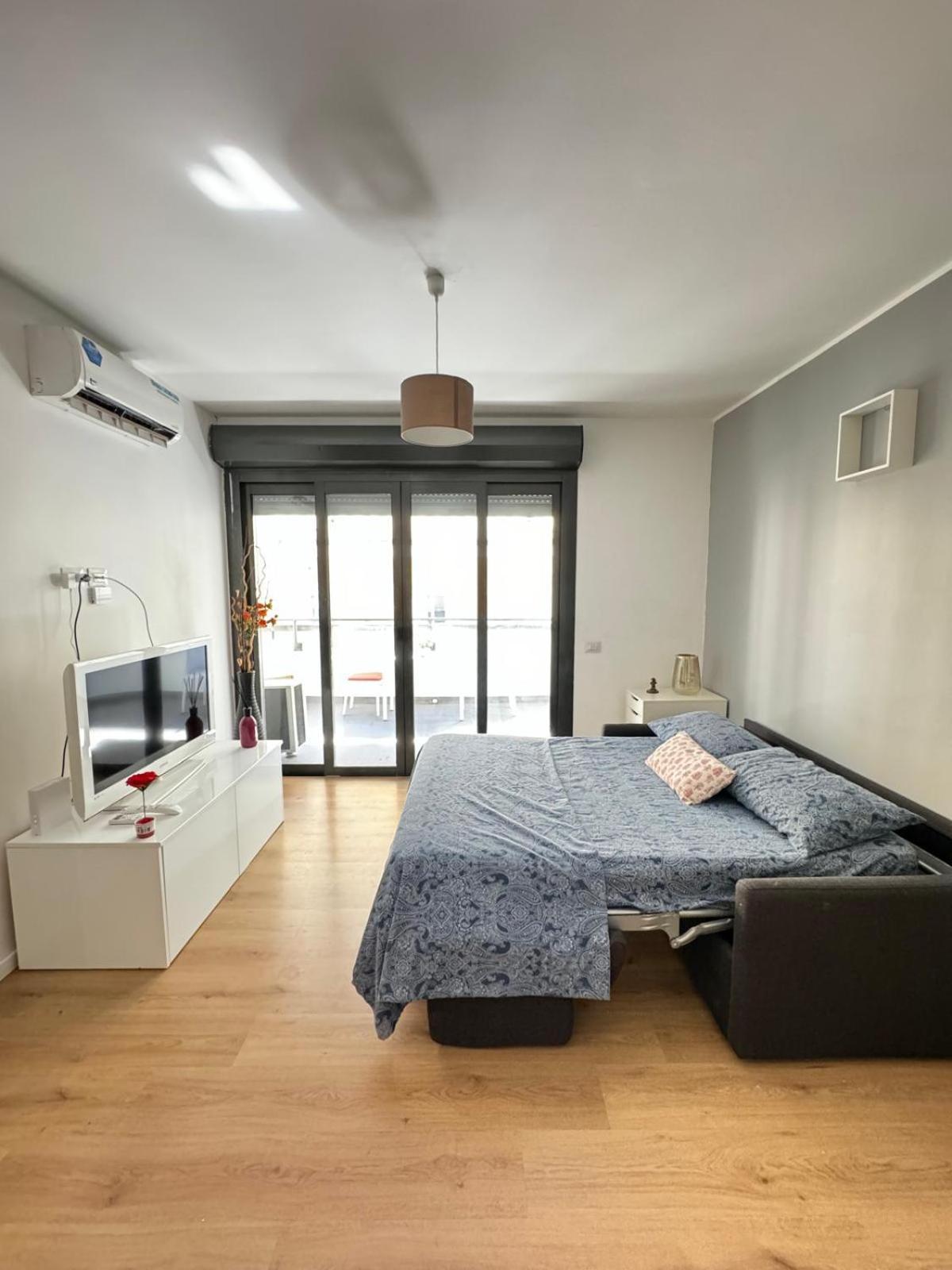 Ferienwohnung Lux Fara Mailand Exterior foto